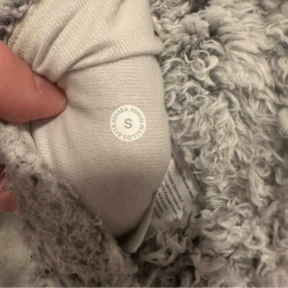 Lululemon Warmth Restore Sherpa Full Zip Jacket Hoodie Reversible Size Small - Picture 16 of 16